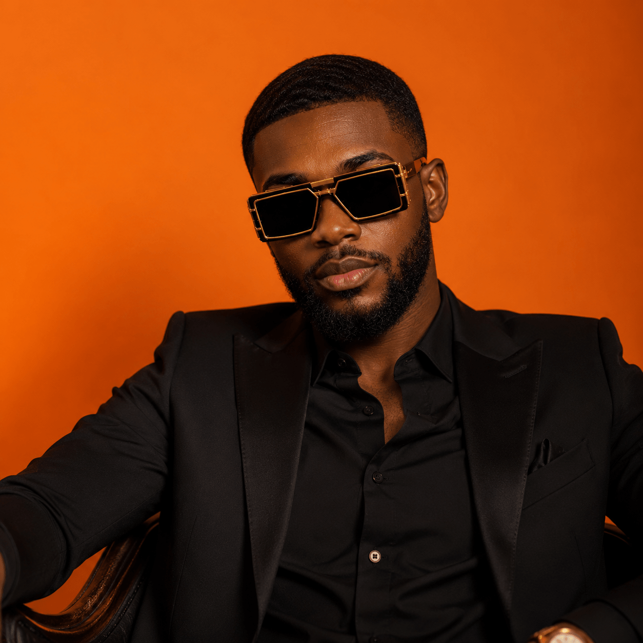 Apex Gold Edition – Premium Gold Frame Sunglasses - Lanvaro